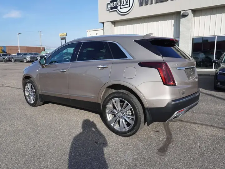 Cadillac Xt5 2023 photo 3