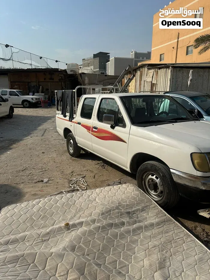 Nissan Pickup 2001 photo 3