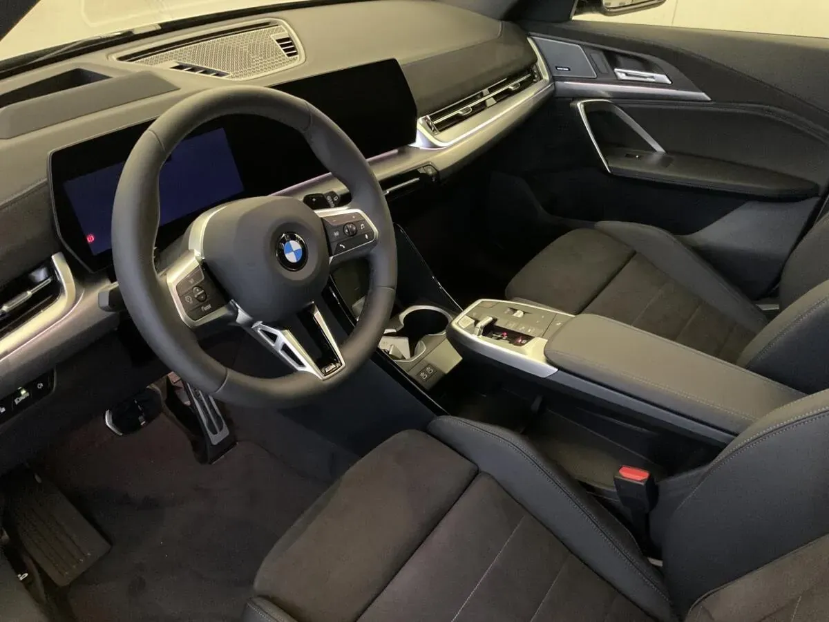 BMW X1 photo 3