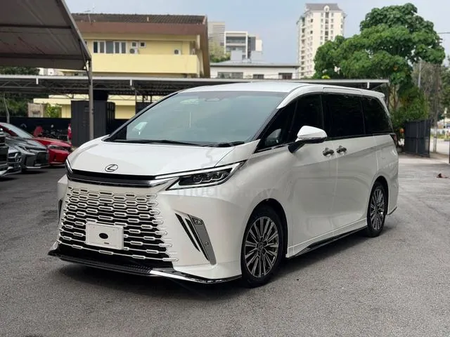 Lexus Lm 500H
