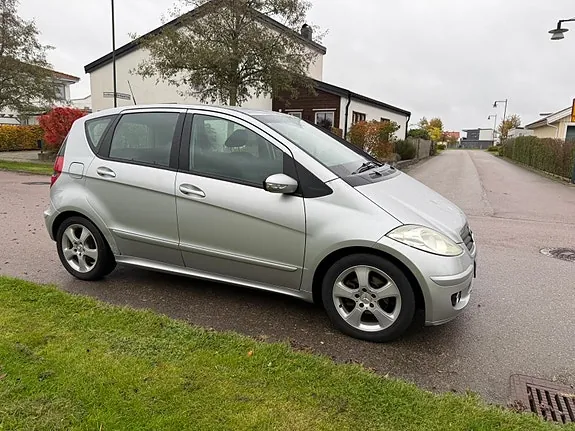 Mercedes-Benz A150 2005 photo 4