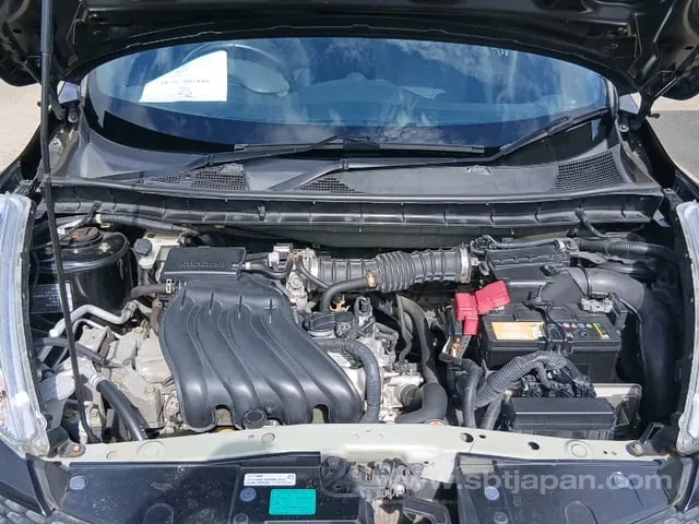 Nissan Juke 2012 photo 2
