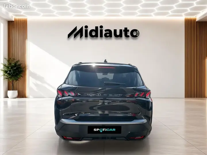 Peugeot 5008 2025 photo 4