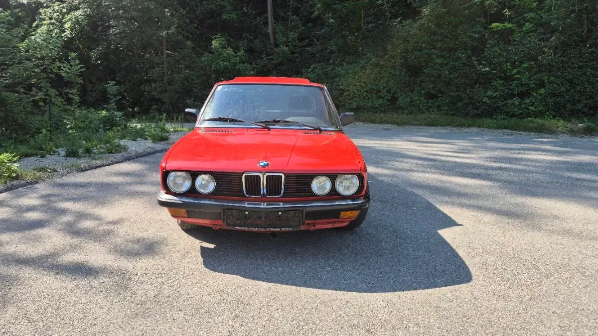 BMW 5Er-Reihe 525I E28 1983 photo 2