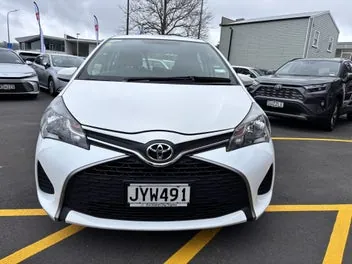 Toyota Yaris 2016 photo 5