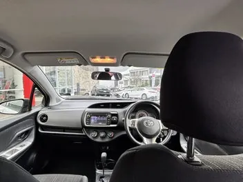 Toyota Yaris 2016 photo 3