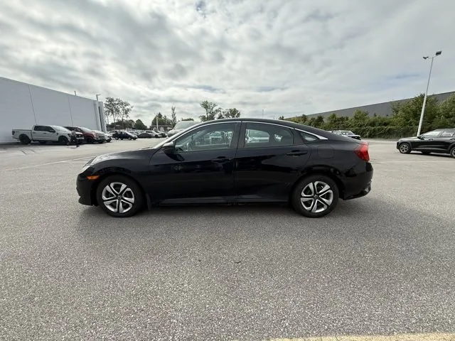 Honda Civic 2018 photo 3