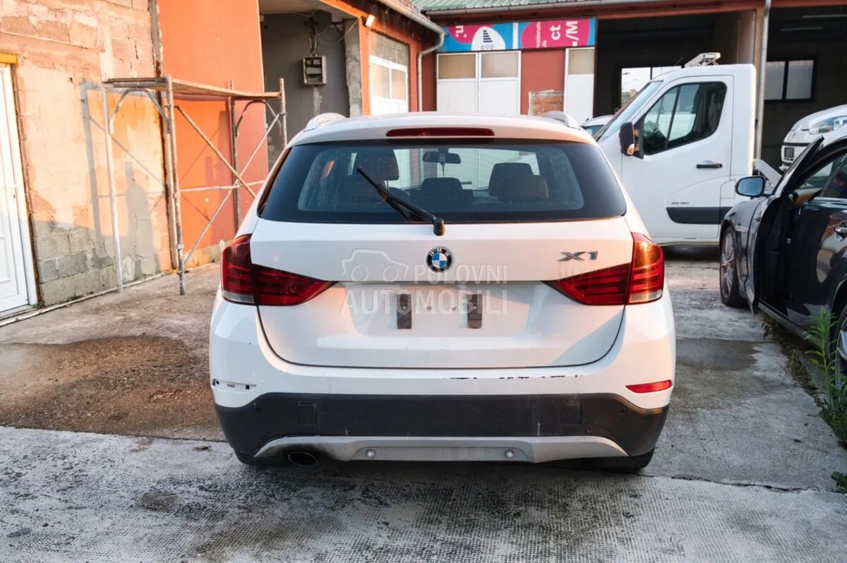 BMW X1 2015 photo 3