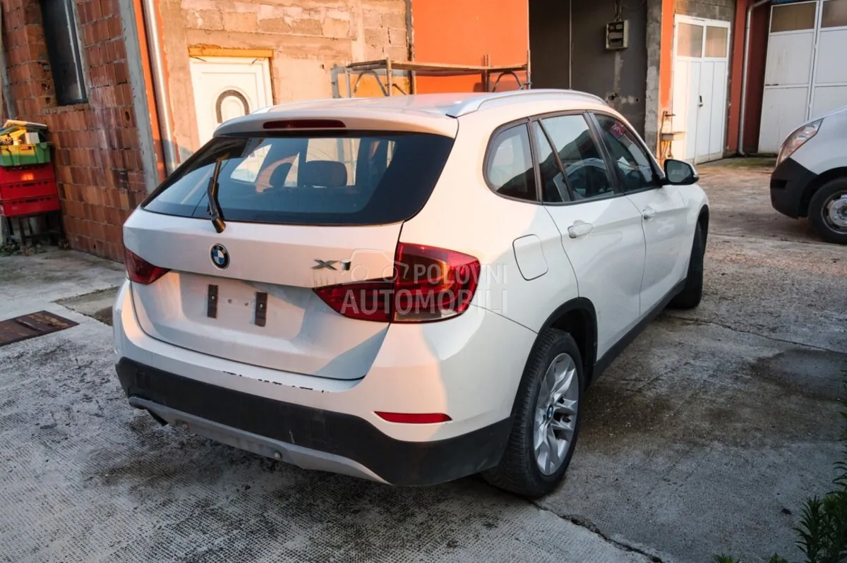 BMW X1 2015 photo 4