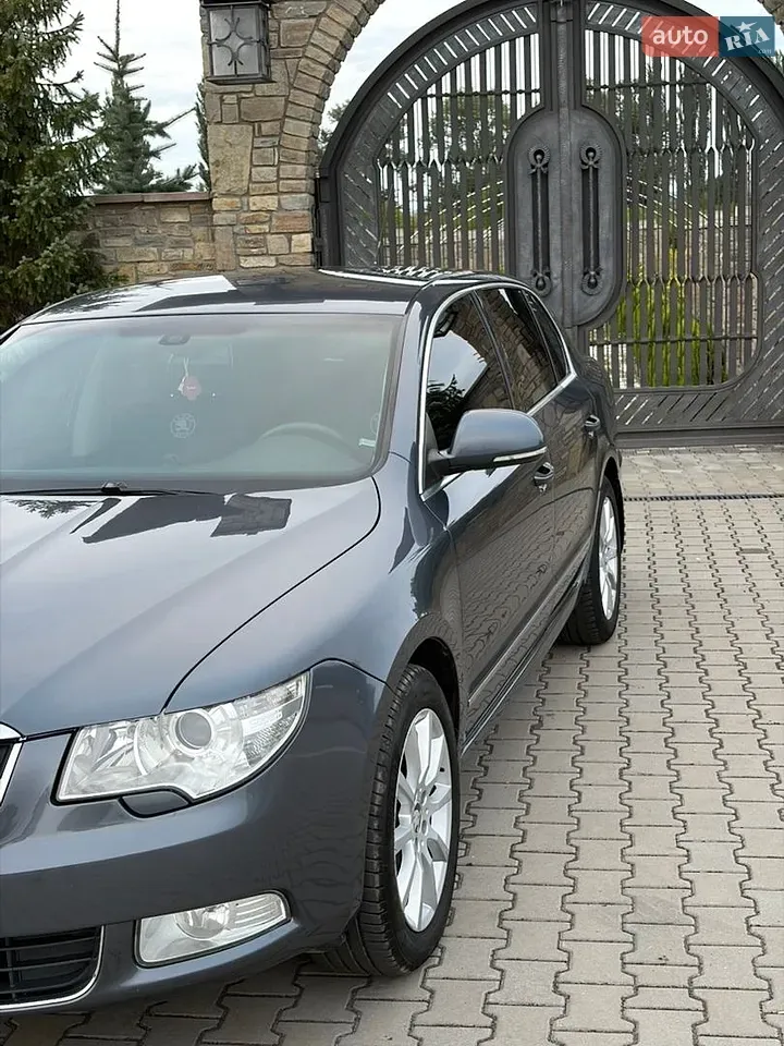 Skoda Superb 2008 photo 3