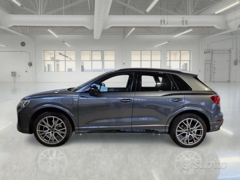 Audi Q3 2023 photo 5