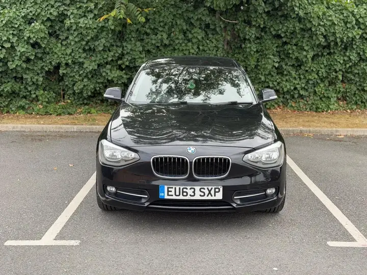 BMW 1 Series 2013 photo 2