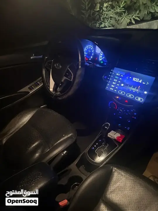 Hyundai Accent 2015 photo 3