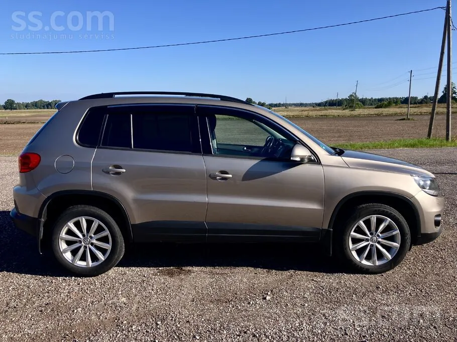Volkswagen Tiguan 2012 photo 2
