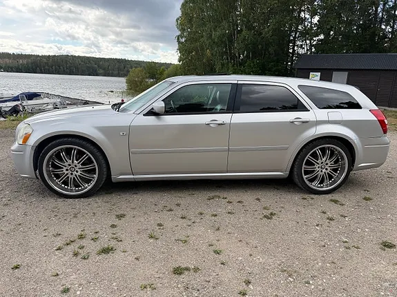 Dodge Magnum 2005 photo 2