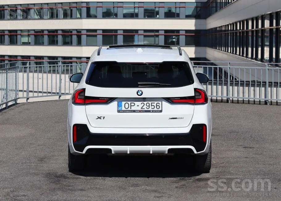 BMW X1 2022 photo 5