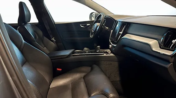 Volvo Xc60 2020 photo 3
