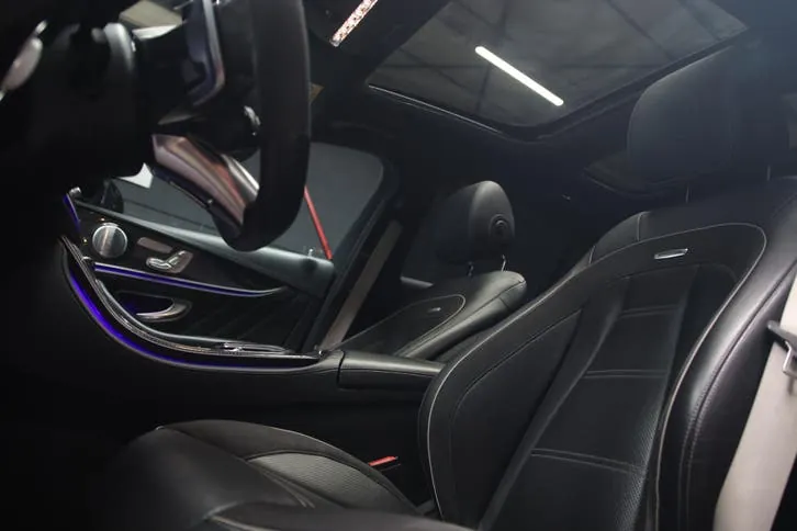 Mercedes-Benz E-Class 2020 photo 3