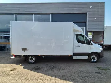Mercedes-Benz Sprinter 2018 photo 2