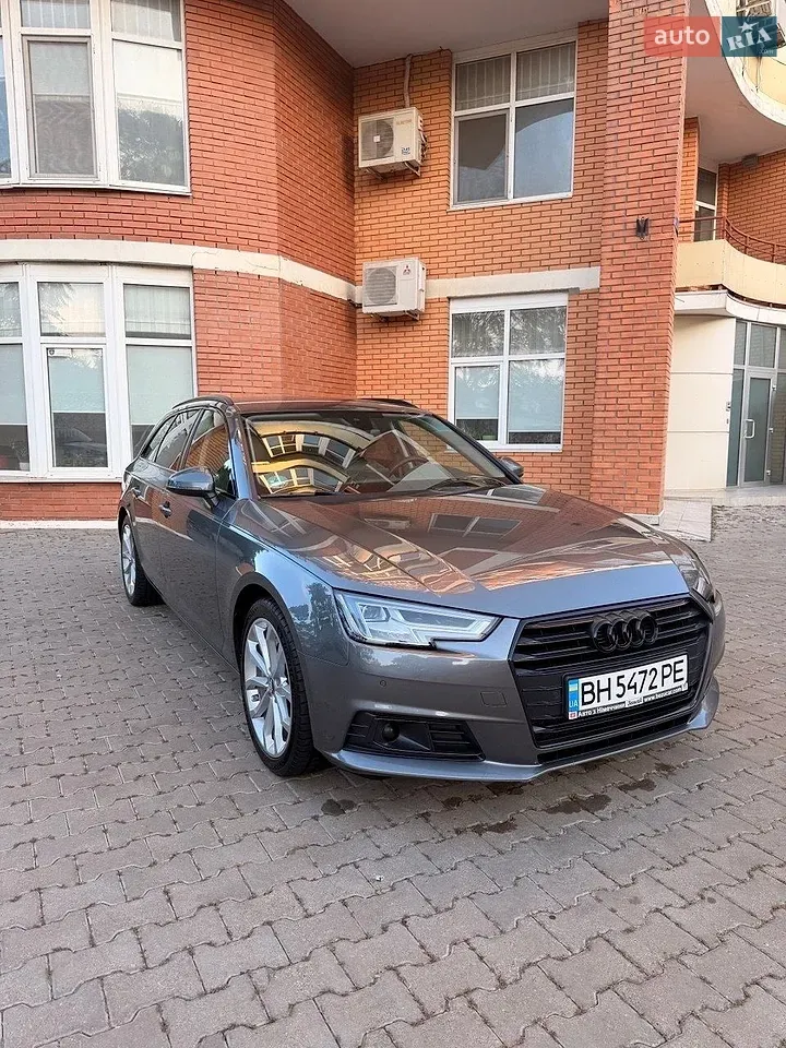 Audi A4 2017 photo 3