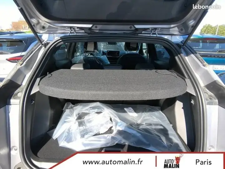 Peugeot 2008 2024 photo 4