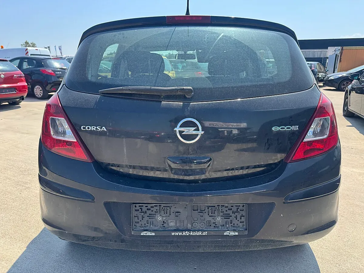 Opel Corsa 2011 photo 3