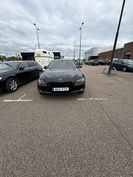 BMW 520I 2012 photo 2