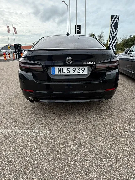 BMW 520I 2012 photo 3