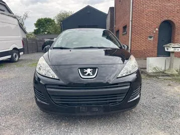 Peugeot 207 2010 photo 2