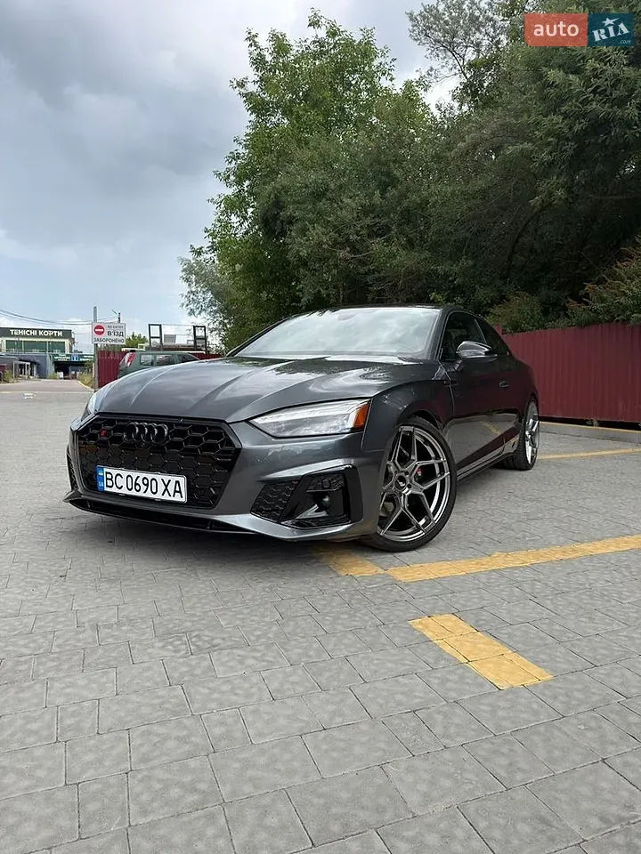 Audi S5 2023 photo 2