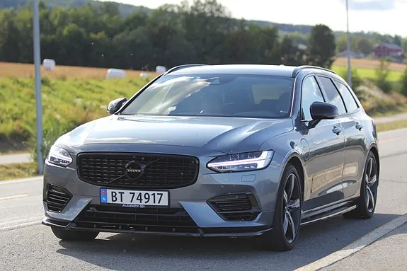 Volvo V90 2018 photo 2