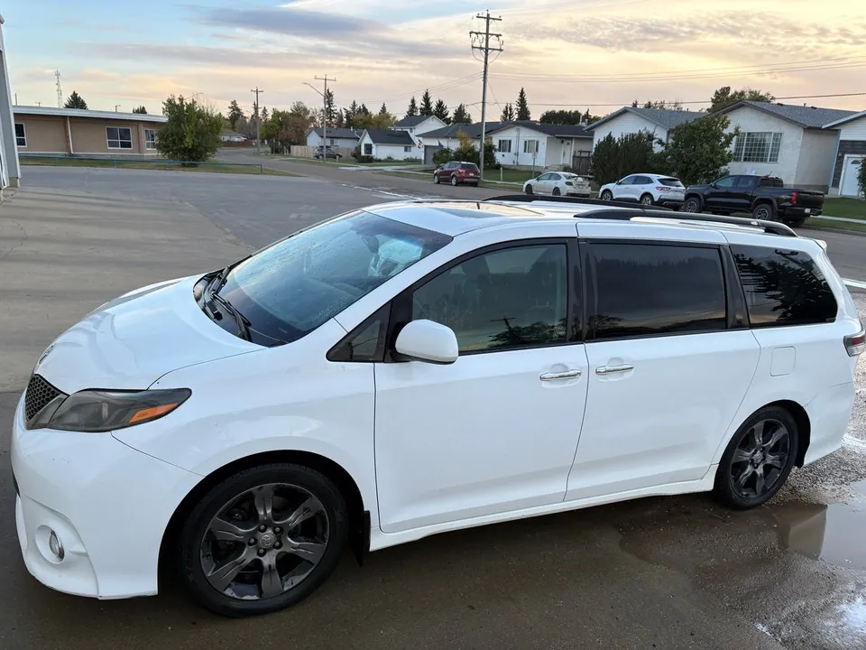 Toyota Sienna
