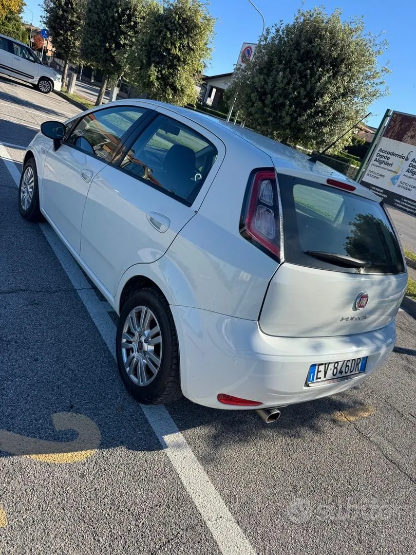 Fiat Punto 2014 photo 3