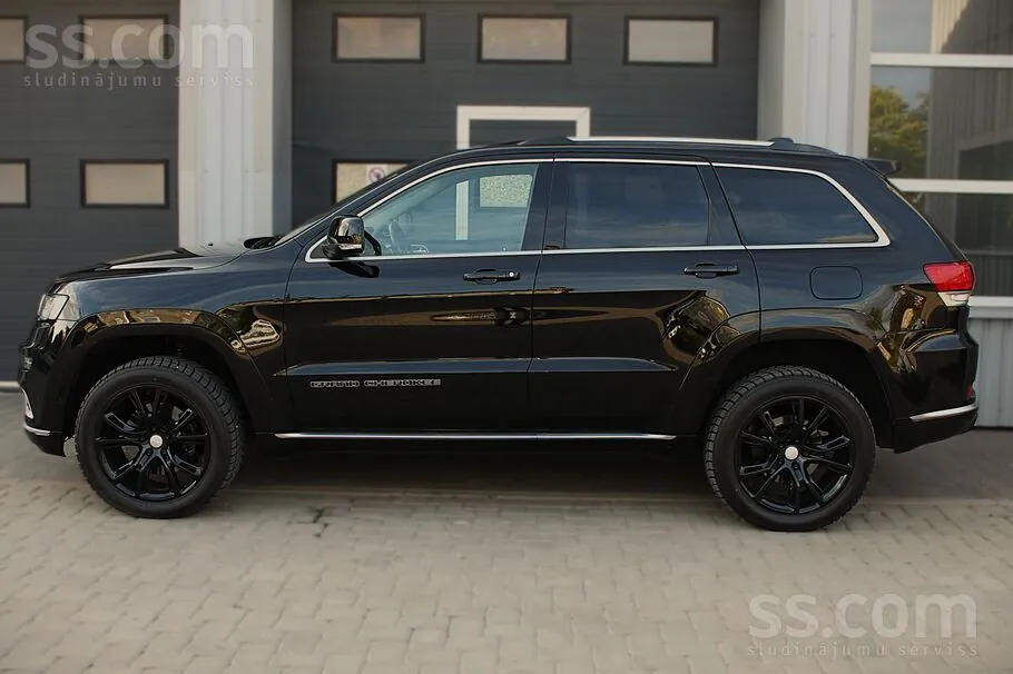 Jeep Grand Cherokee 2020 photo 3