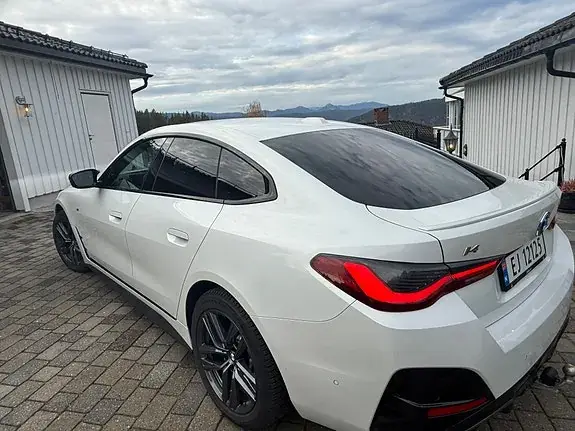 BMW I4 2024 photo 3