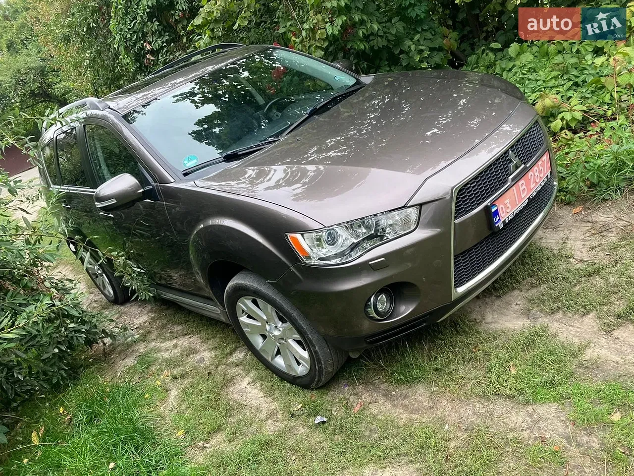 Mitsubishi Outlander Xl 2011 photo 3