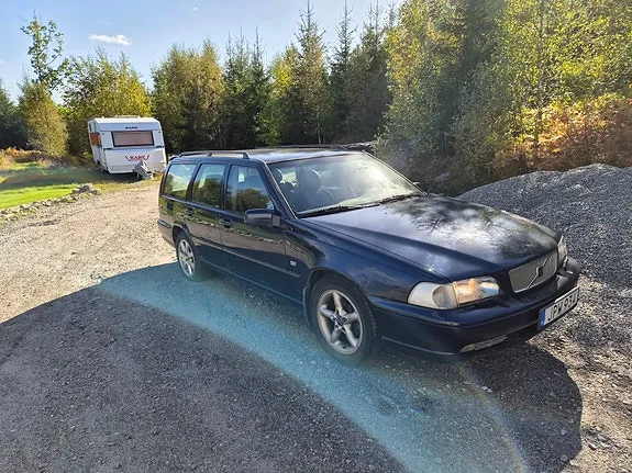Volvo V70 1997 photo 2