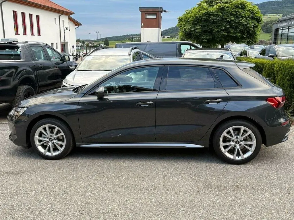 Audi A3 2026 photo 2