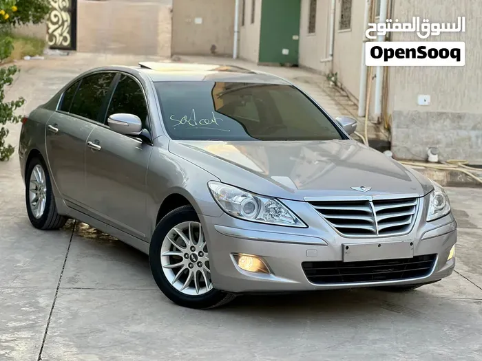 Hyundai Genesis