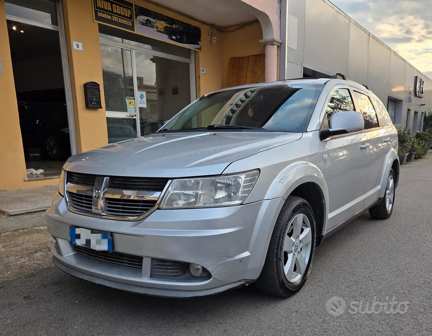 Dodge Journey 2010 photo 3