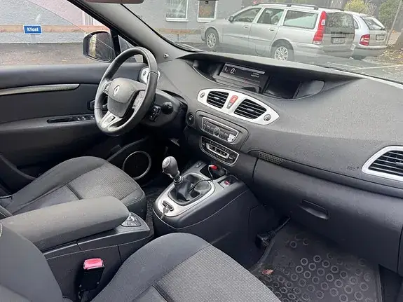 Renault Grand Scenic Iii 2010 photo 4