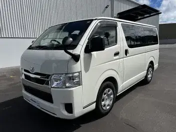 Toyota Hiace 2026 photo 4