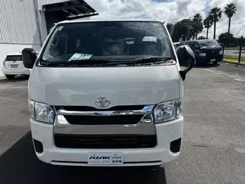 Toyota Hiace 2026 photo 3