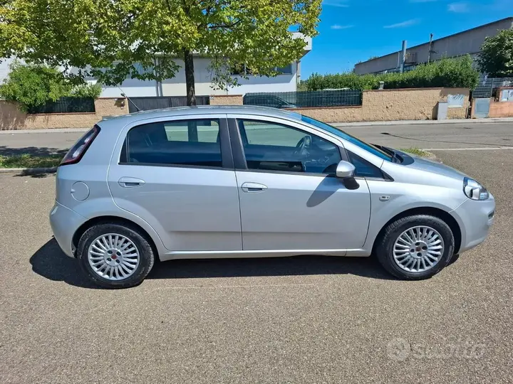 Fiat Punto 2013 photo 4
