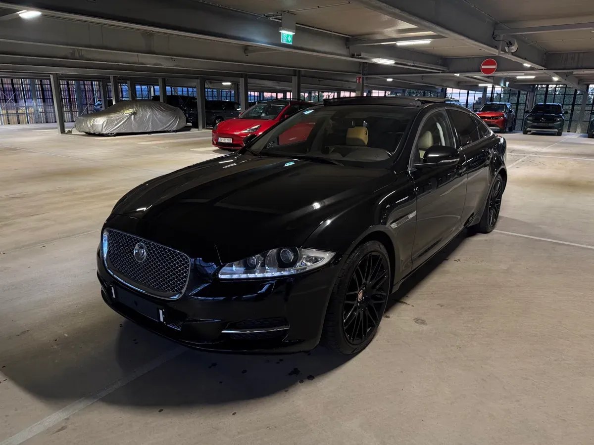 Jaguar Xj 2011 photo 3