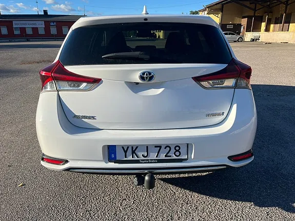 Toyota Auris 2017 photo 4