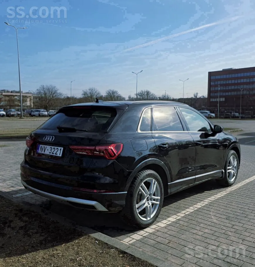 Audi Q3 2021 photo 5