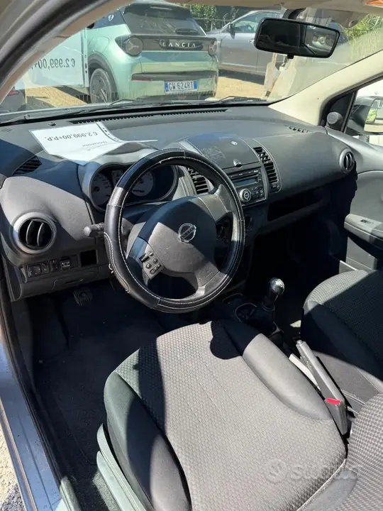 Nissan Note 2008 photo 4