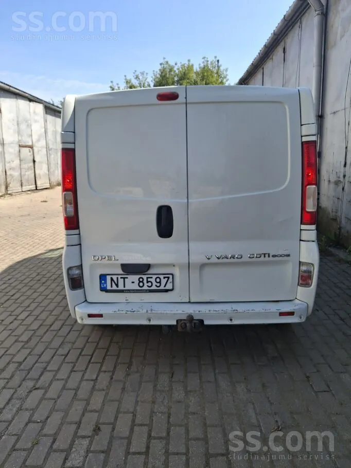 Opel Vivaro 2012 photo 5