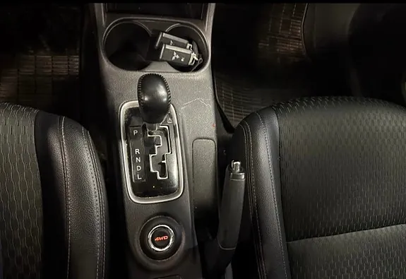 Mitsubishi Outlander 2014 photo 4